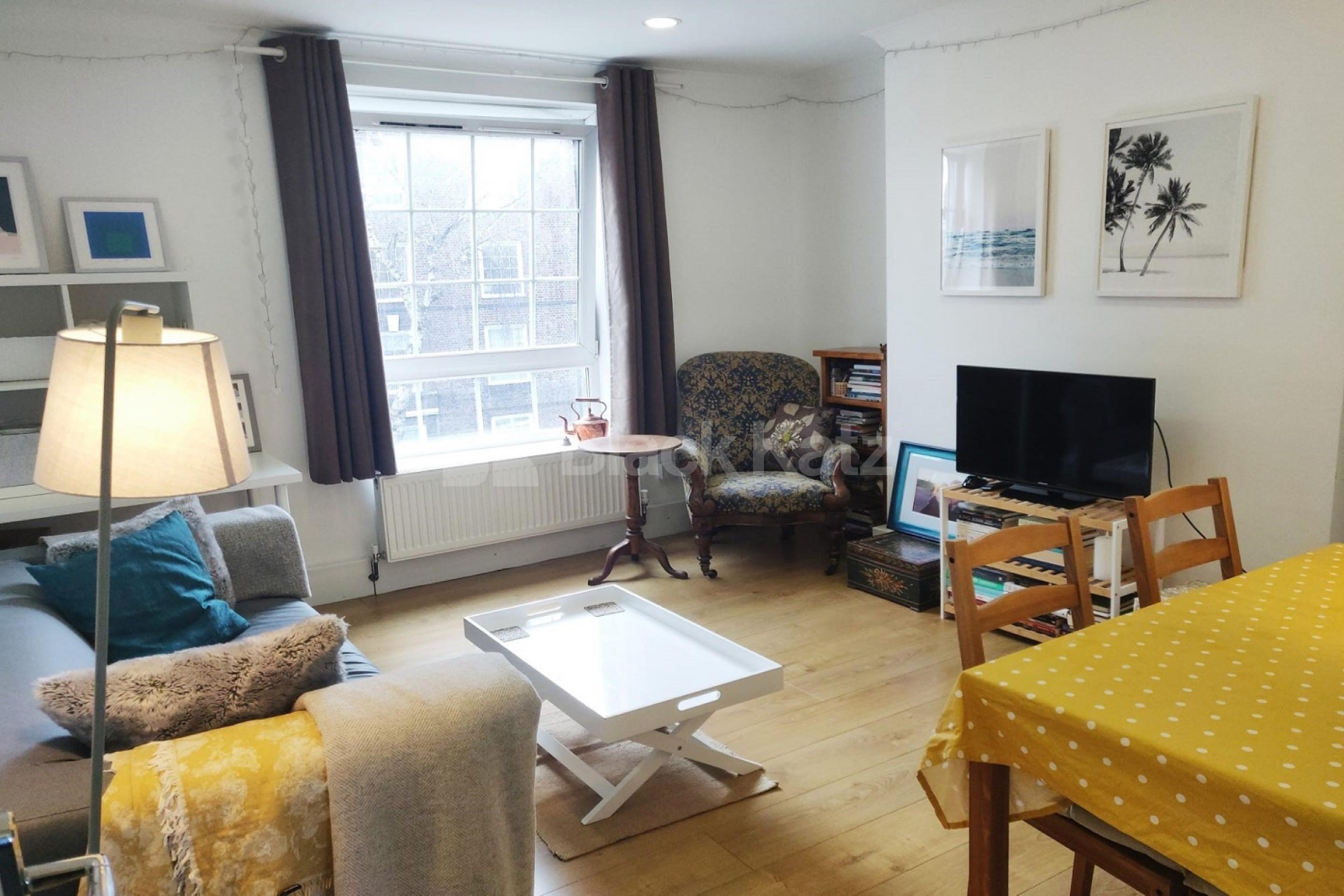Recently refurbished throughout with wooden floors & superbly located  Law Street, Borough/London Bridge SE1
